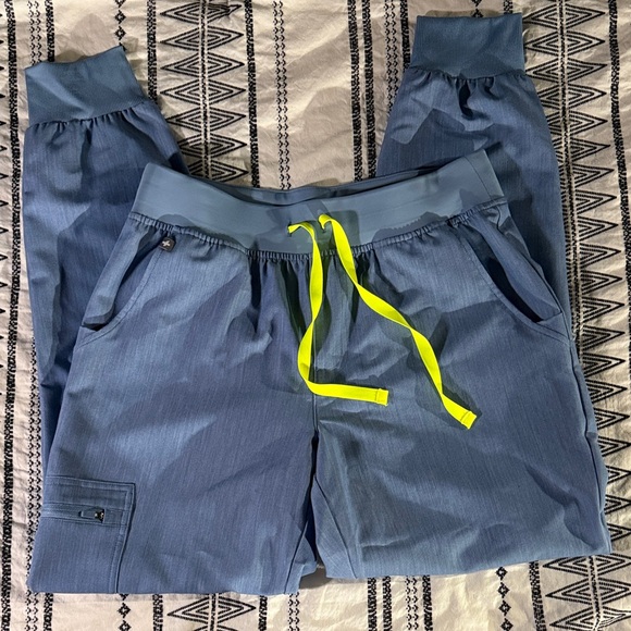 Figs Heather Indigo scrub set. Limited Edition - Picture 3 of 5